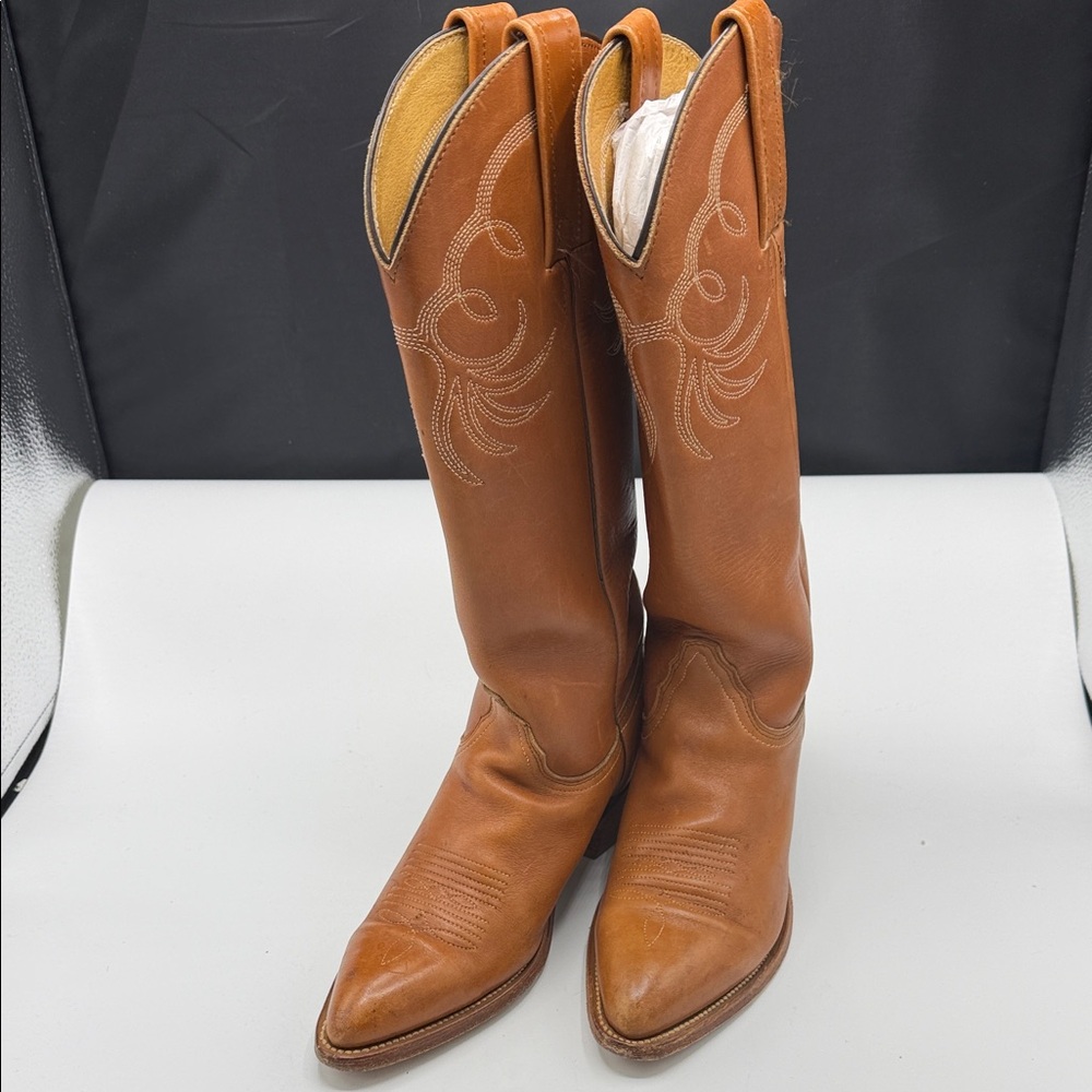 Frye Tan Leather Heeled Boots 70s vintage
